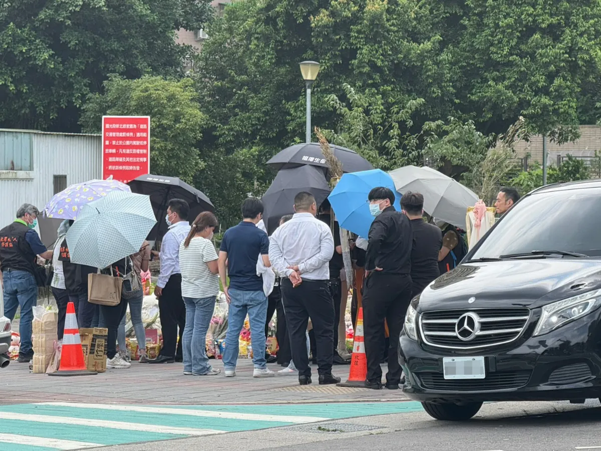 三峽車禍釀3死12傷 交通部研擬下修高齡換照至70歲