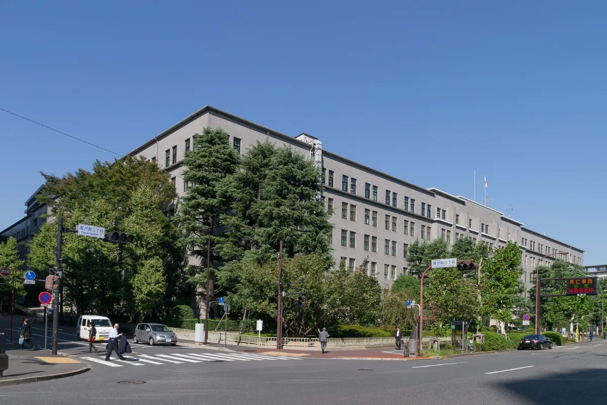 日本4月出現貿易赤字 對美汽車出口額轉為下降