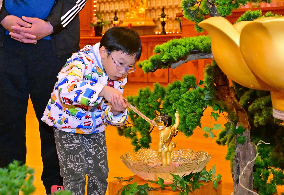 Fo Guang Shan Temple of Toronto Celebrates Buddha’s Birthday with Multicultural Festivities Promoting Harmony and Inclusion