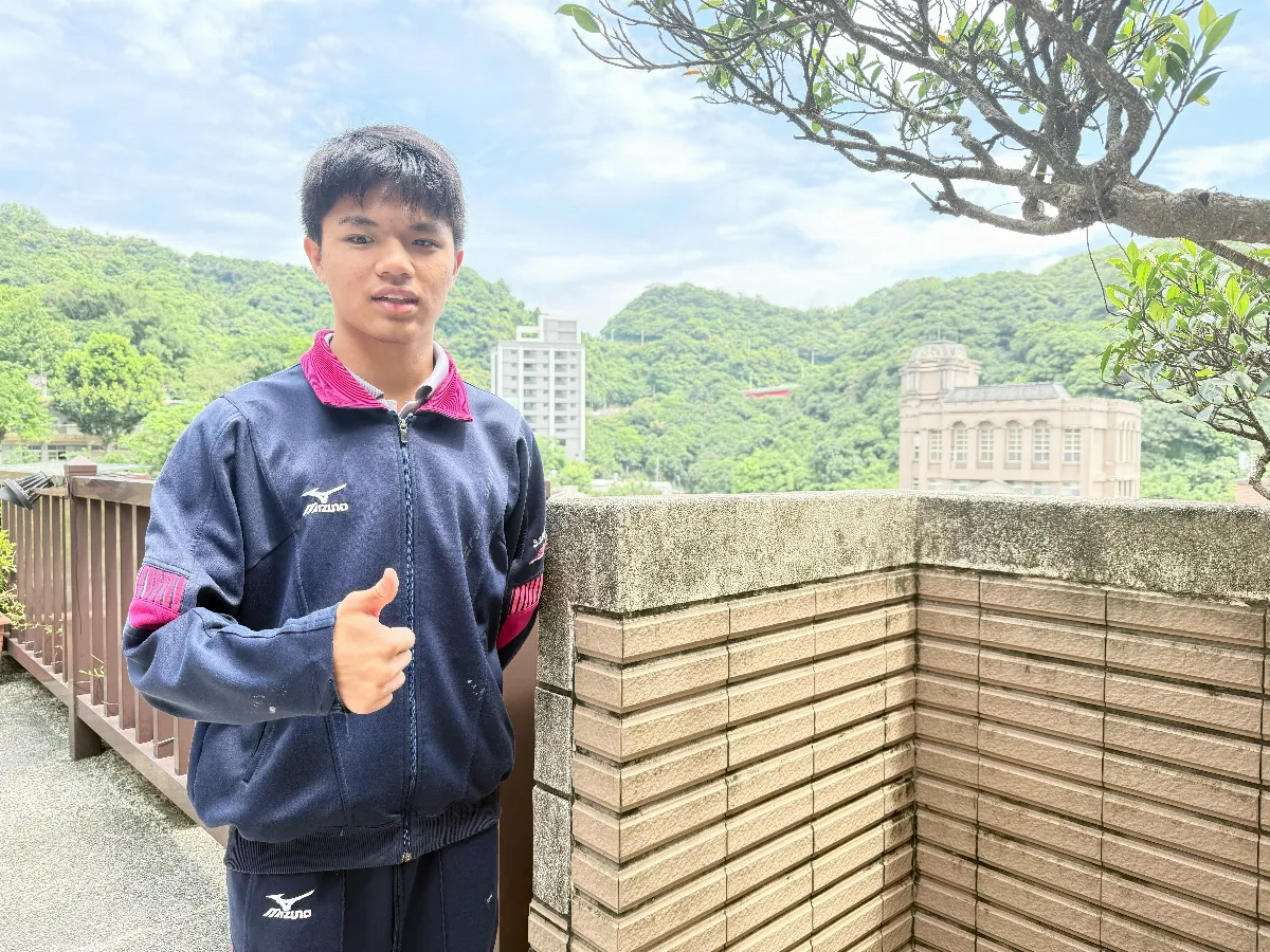 「右眼看不到但我還有左眼」 視障生逆風而上獲總統教育獎