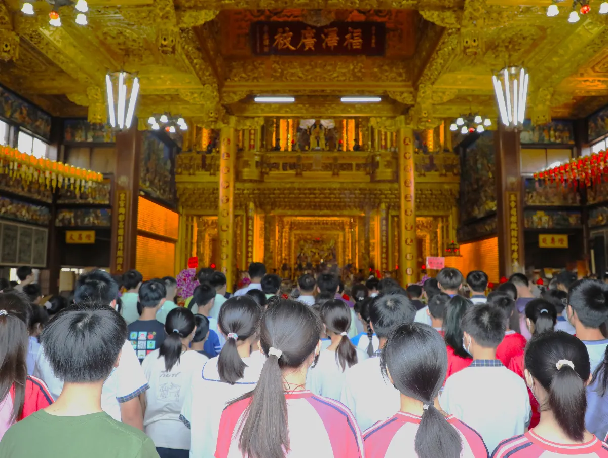 溪口天台殿頒發獎學金 表揚95名優秀畢業生