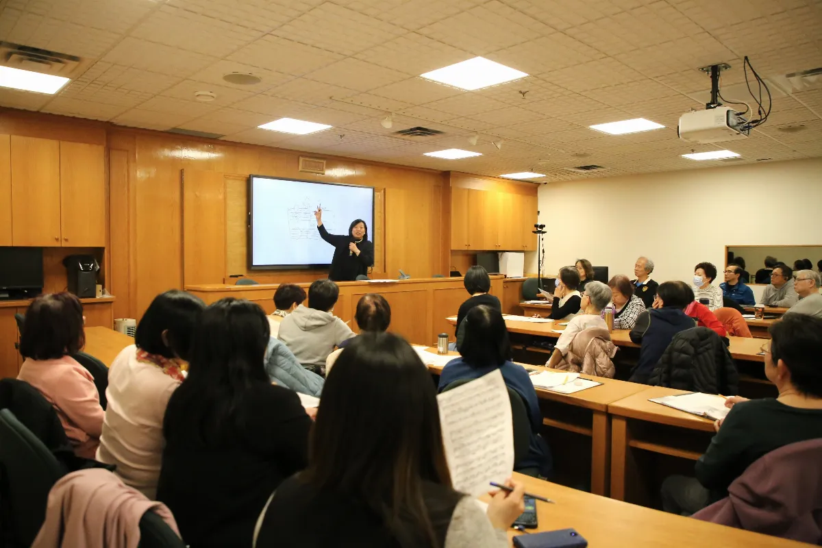 Buddha’s Light Toronto Choir Hosts Music Theory Workshop for Seniors