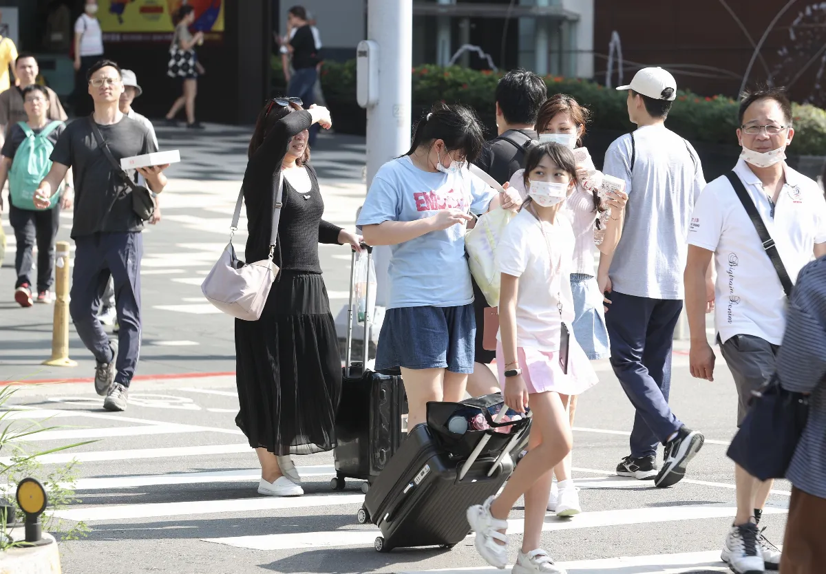 台北今涼冷創14年來5月新低溫 高雄高溫恐36度以上