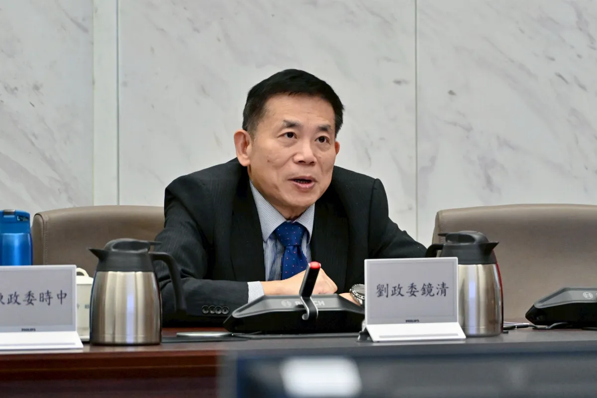 政院修法全球攬才 放寬申請永久居留規定