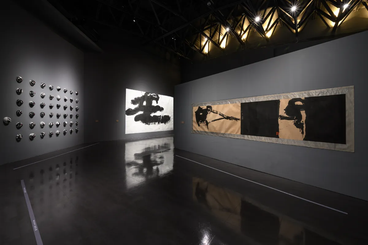 「守破離」哲學入書道 日本藝術家魯朴個展書藝館展出