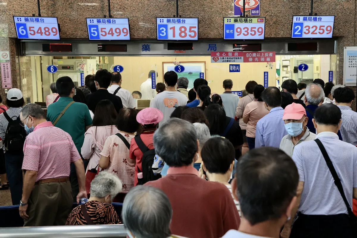 衛福部21家部醫 6月起加開新冠特別門診