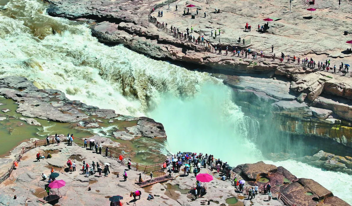 壺口瀑布 氣勢磅礴