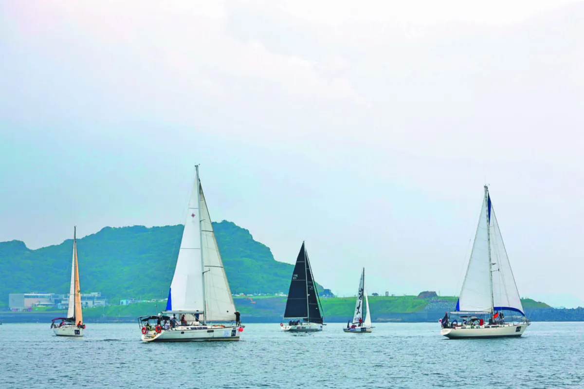 國際帆船賽 集結海面美景