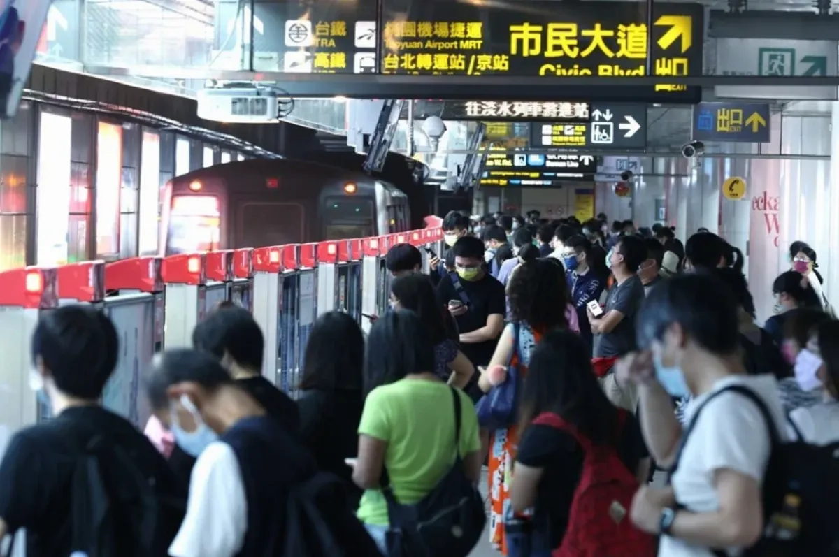 花東規模6.4強震北市有感搖晃  捷運全線慢速行駛巡軌
