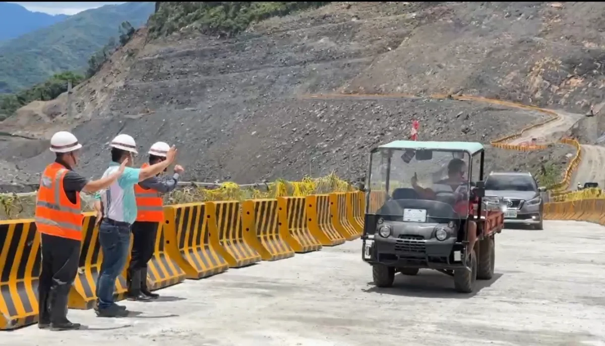 台20線明霸克露橋路段搶通 有條件開放緊急通行