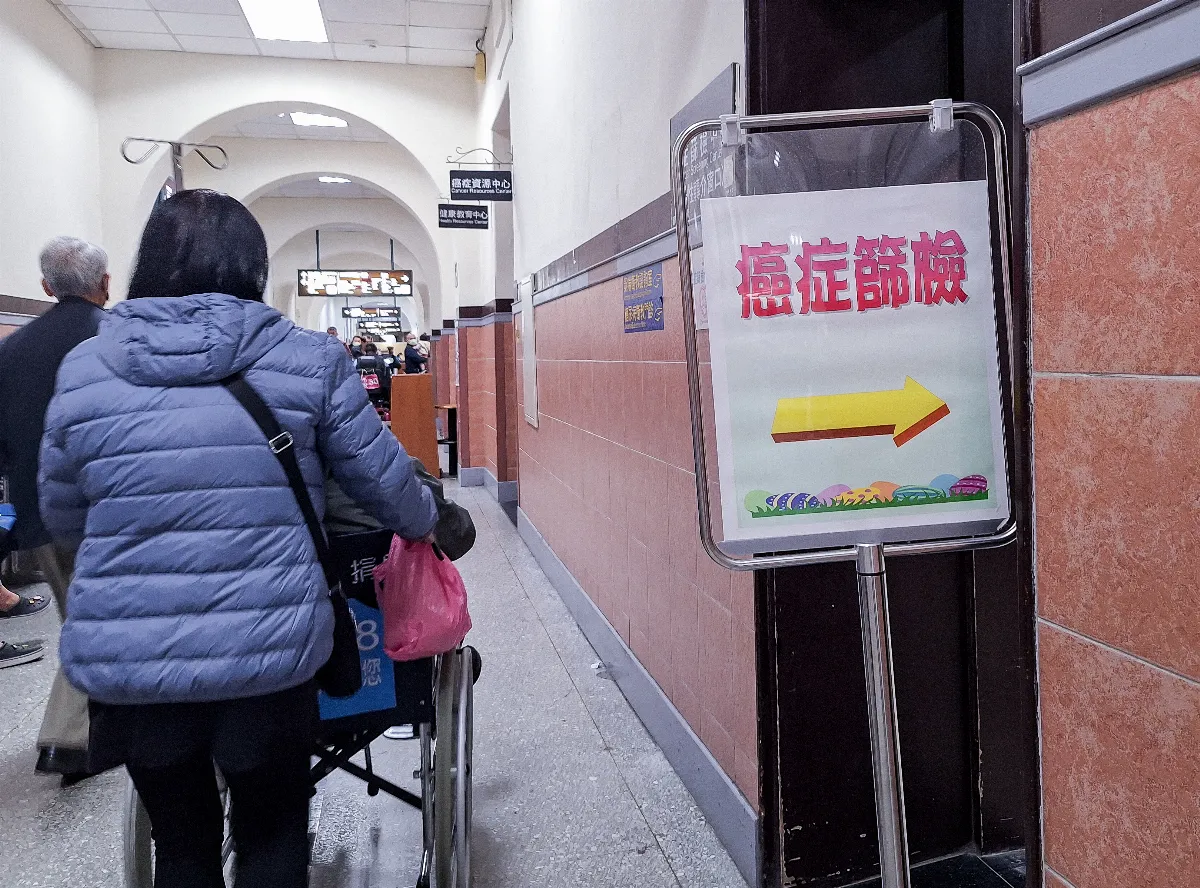 公費大腸癌篩檢對象擴大 114年已篩87萬人次