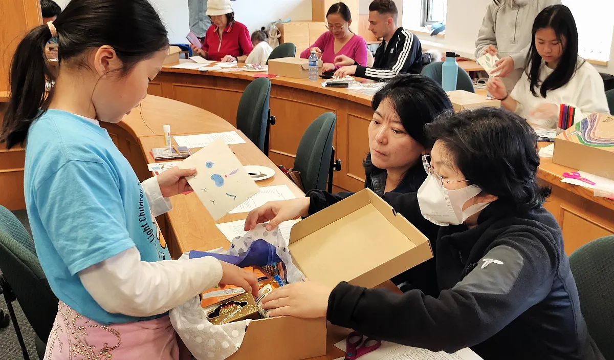 Let’s Walk Together: FGS Toronto’s Shoebox Project Brings Hope to Women in Need