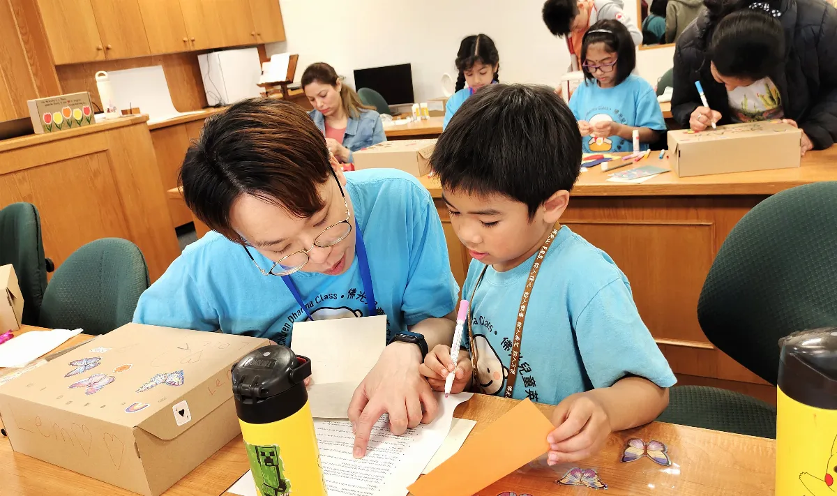 Let’s Walk Together: FGS Toronto’s Shoebox Project Brings Hope to Women in Need