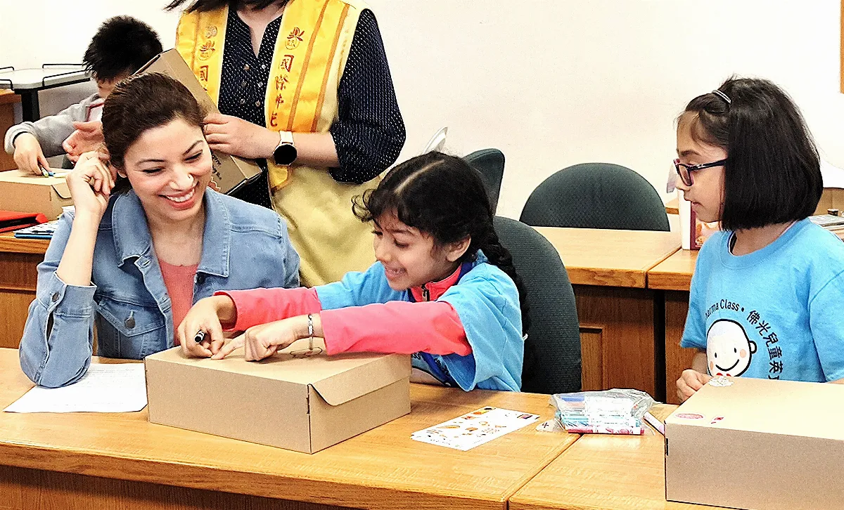 Let’s Walk Together: FGS Toronto’s Shoebox Project Brings Hope to Women in Need