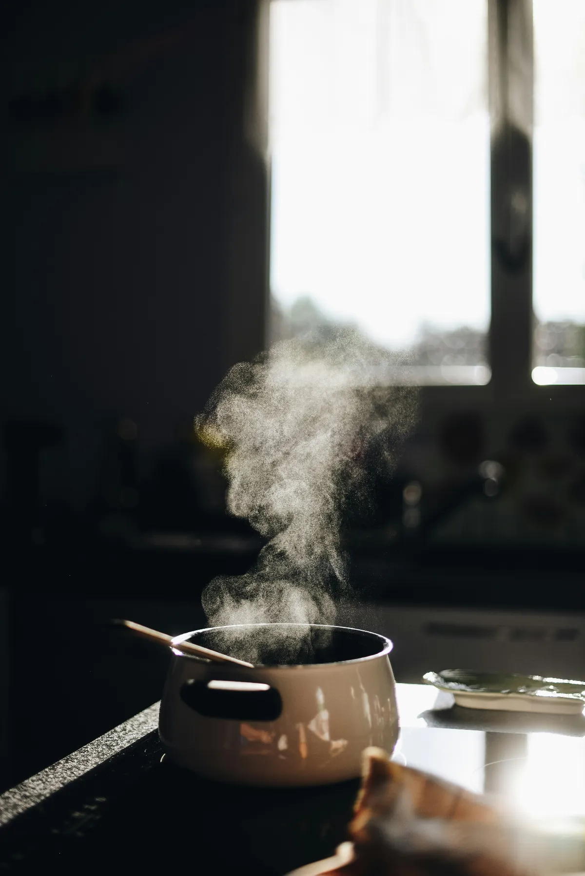 【回味往事】麵氣氤氳的童年