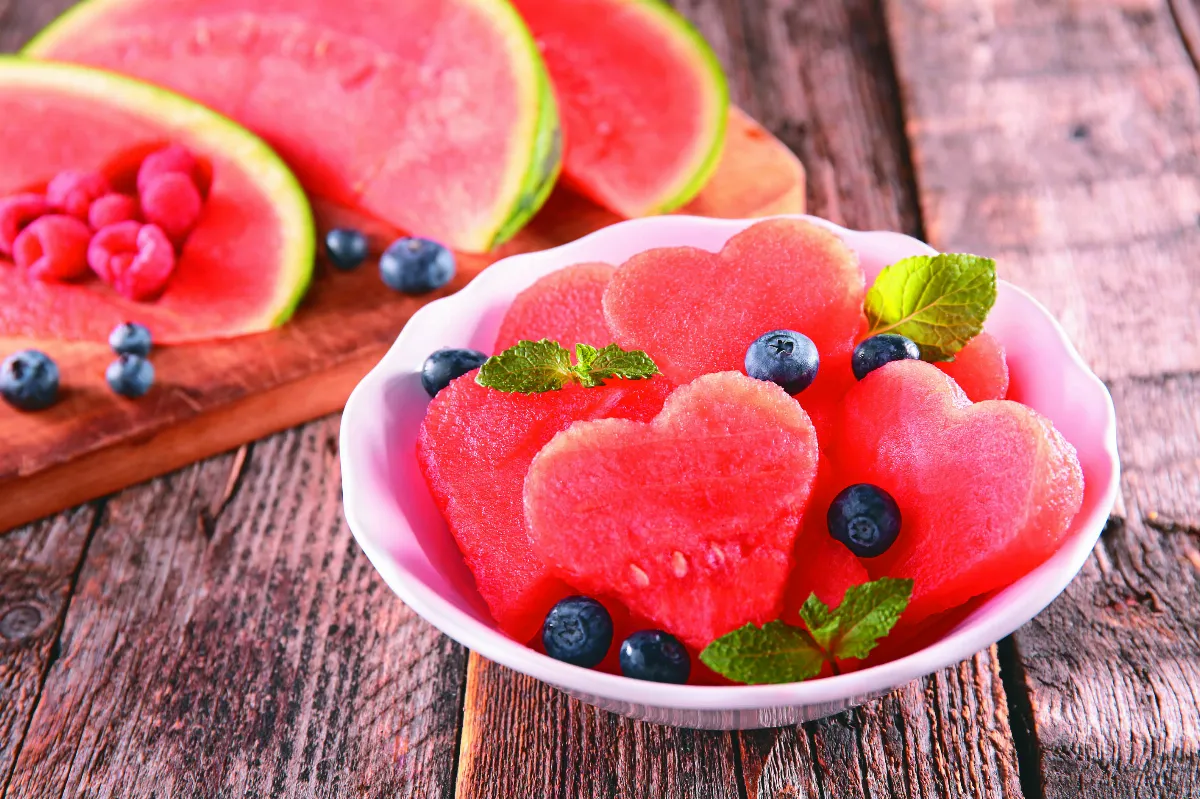 吃西瓜補水分降血壓 藍莓富花青素抗發炎