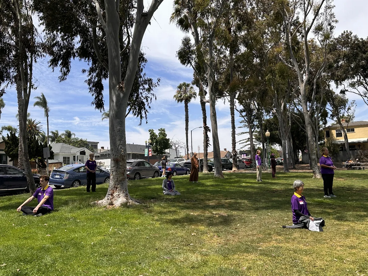 Mindfulness in Every Step - One Day Retreat at Hsi Fang Temple