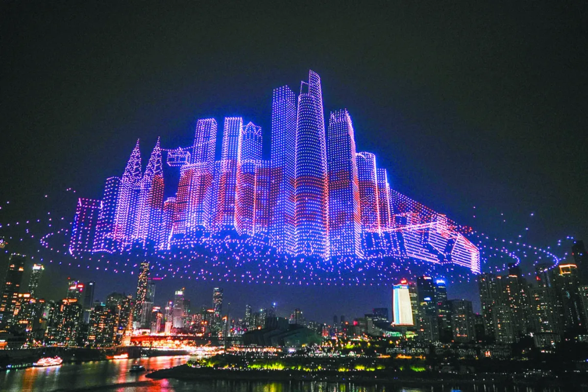 逾萬架空中無人機秀