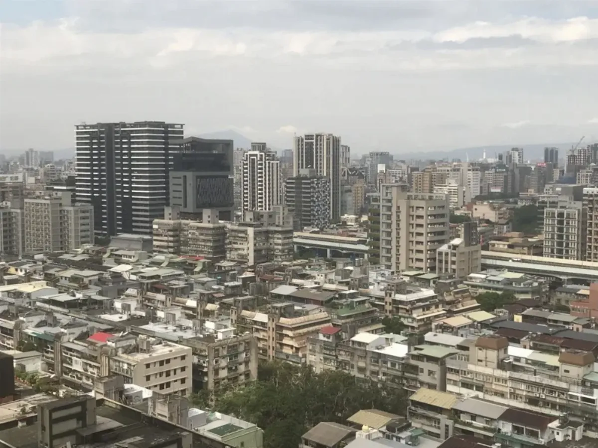 開發商面臨生存危機 專家：央行鬆手要看兩大關鍵