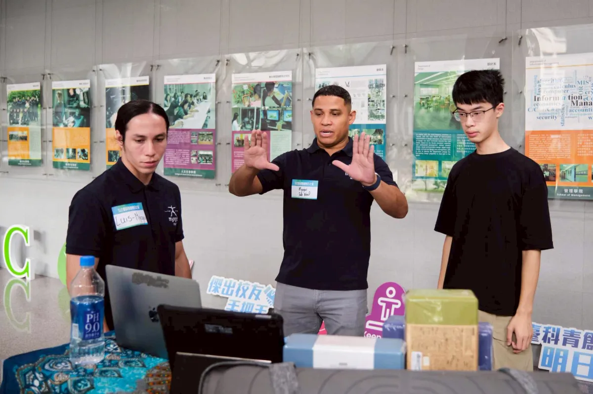 台科大跨國新創團隊 首創AI結合瑜珈教學平台