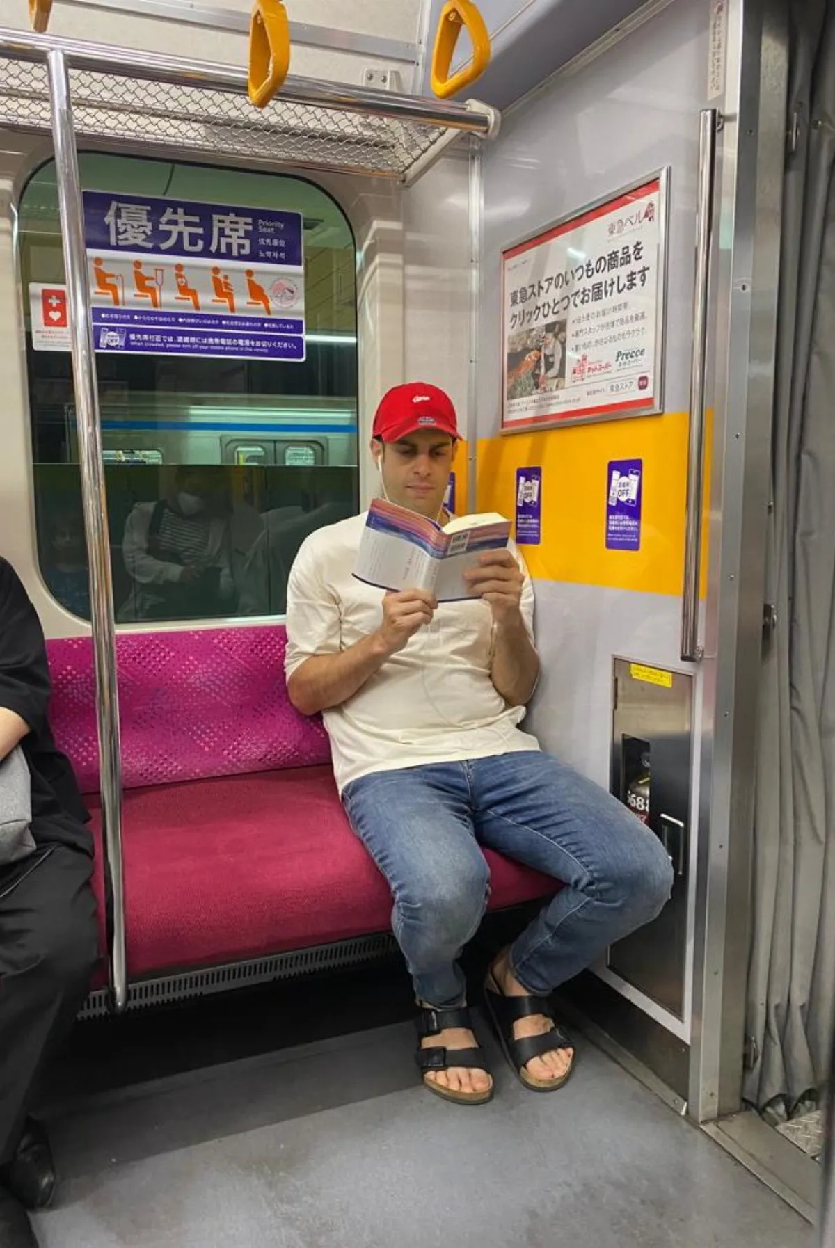 博愛座正名為優先席 雙鐵更新時間表出爐