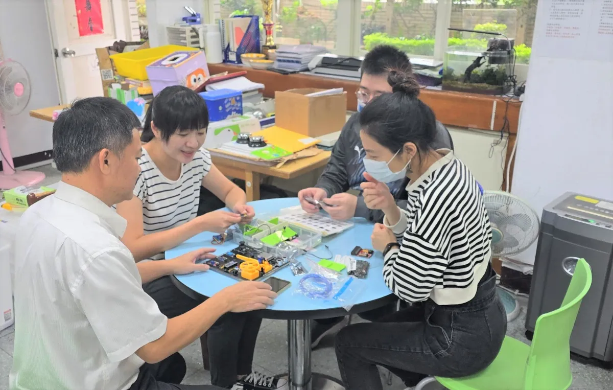 新北中小學教師點燃創新動能 STEAM教學社群大爆發