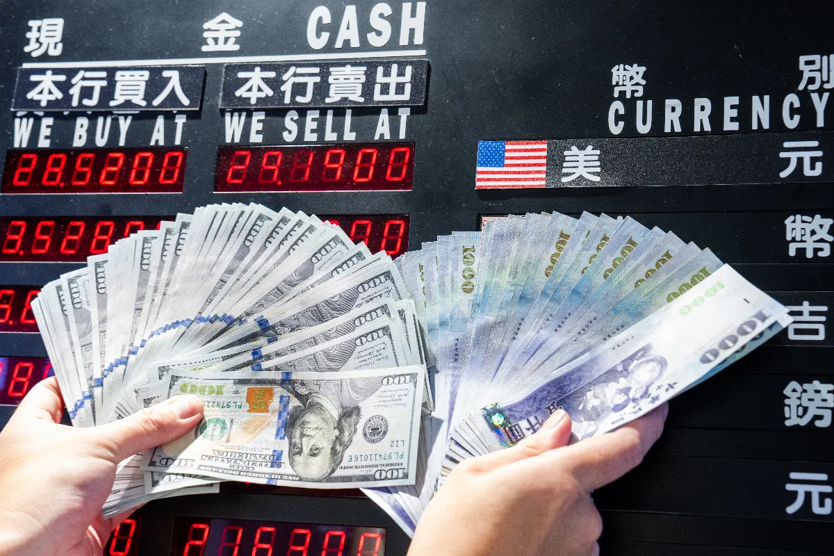 台幣升值逾7角 央行放緩干預力道