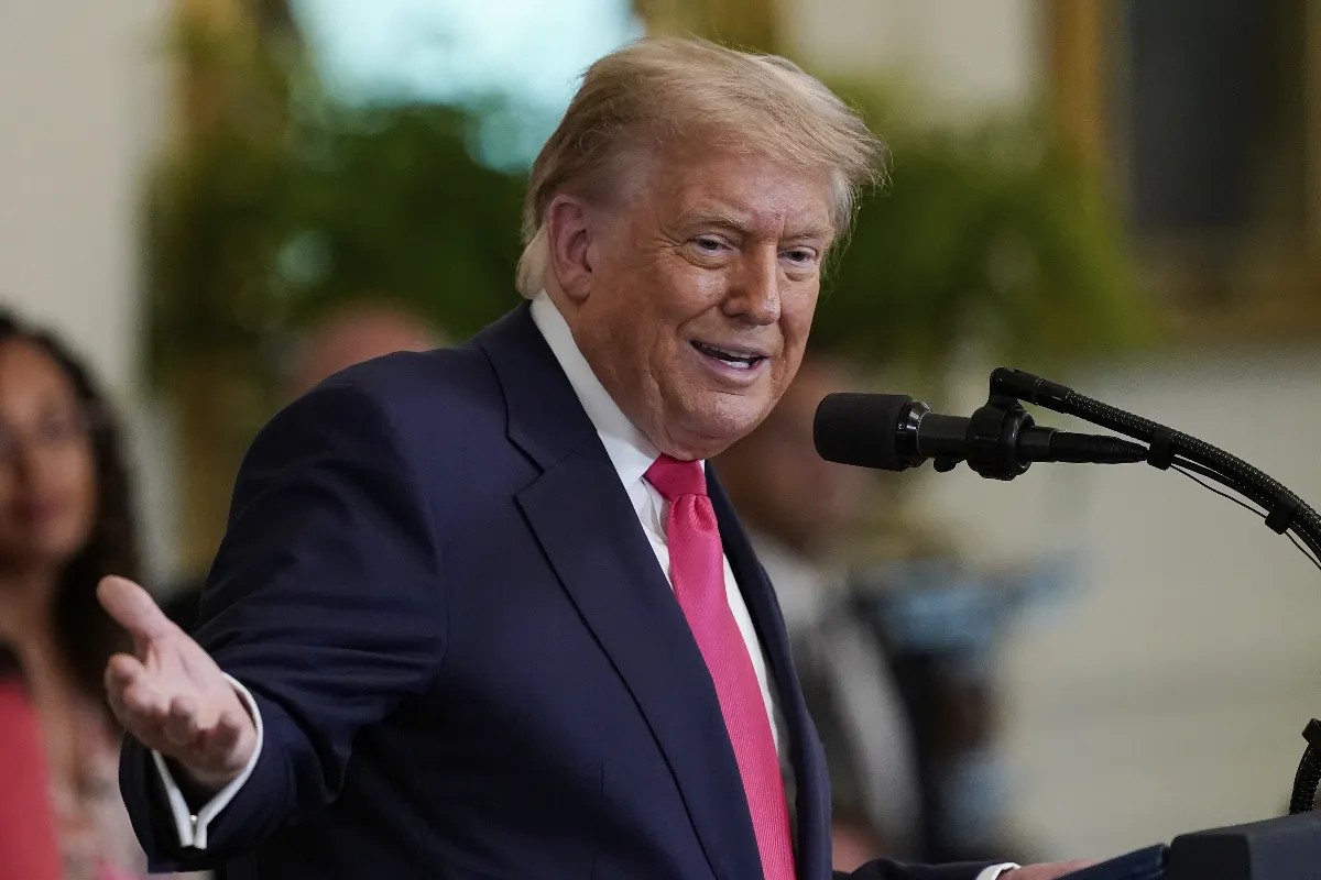 川普簽命令解除制裁 允敘利亞重返全球金融體系