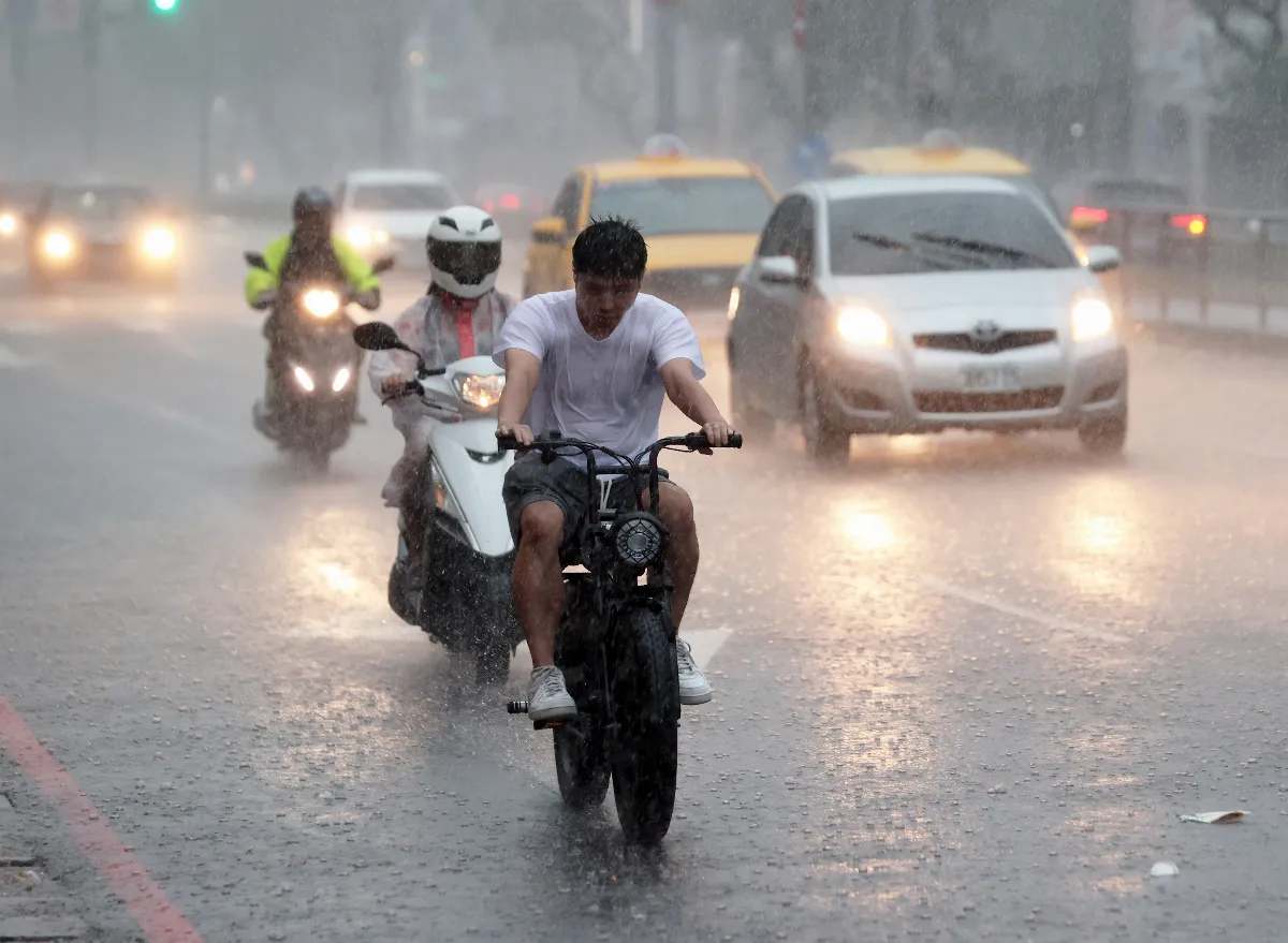 18縣市豪雨特報 恐一路下到明天