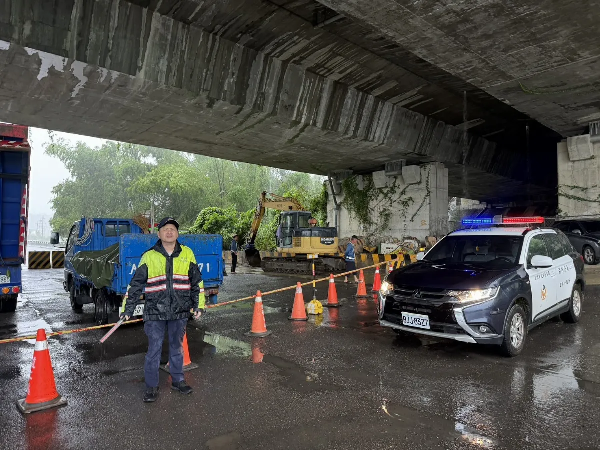高雄豪雨撤離2007人 67條土石流紅色警戒