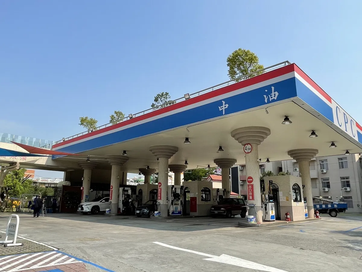 加油別急 下周汽油每公升估降0.1至0.2元