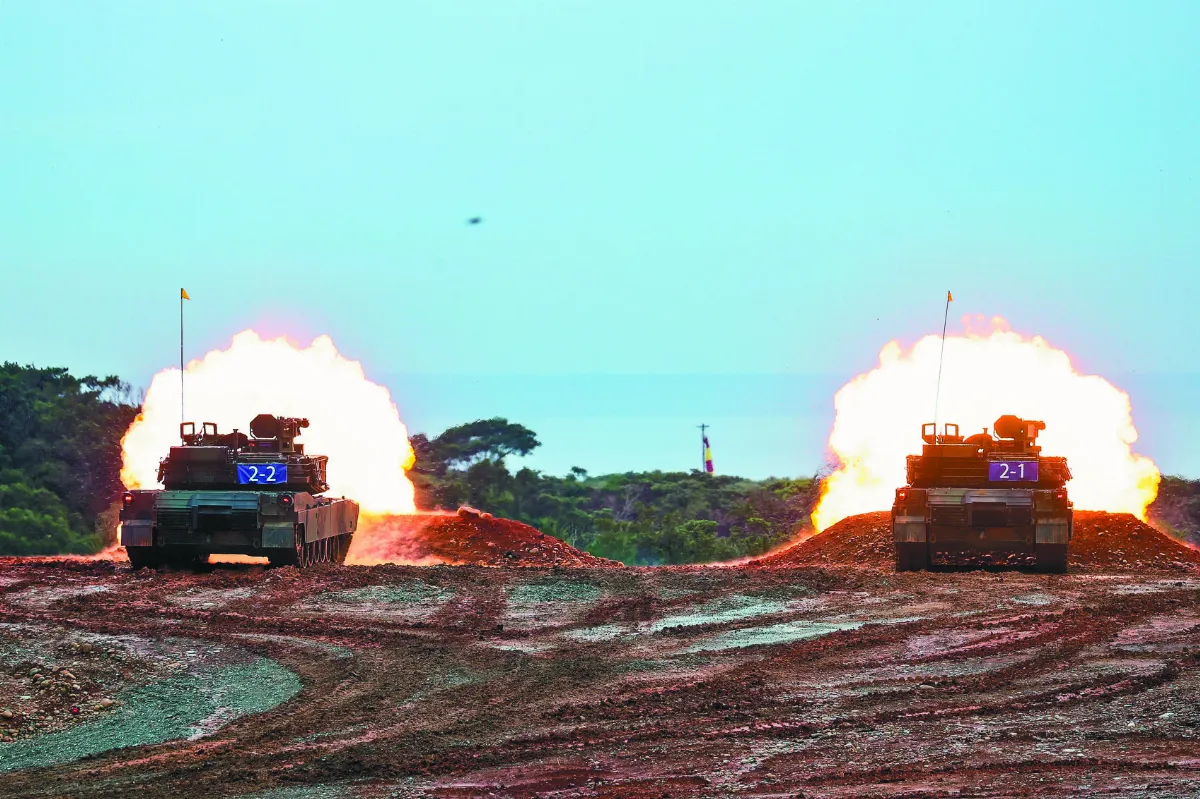 M1A2T射靶全中 總統讚：地表最強戰車