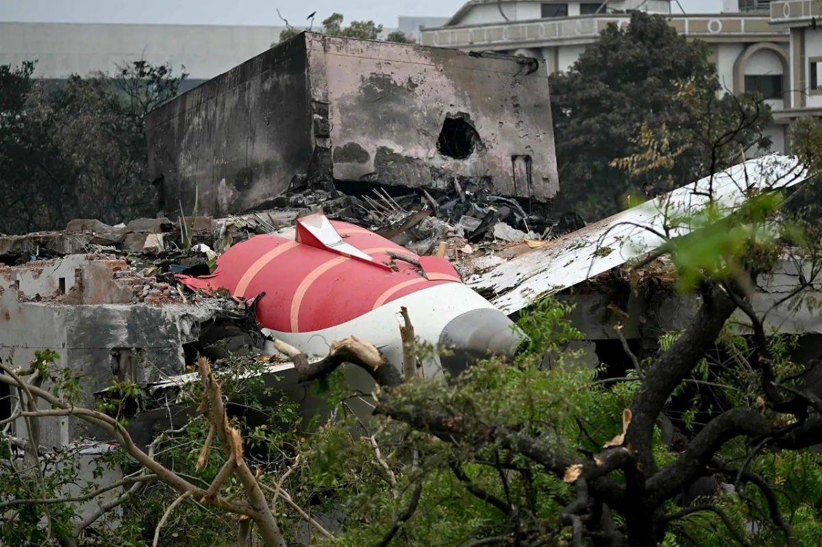 印航空難初步調查報告 發動機燃油開關遭關閉