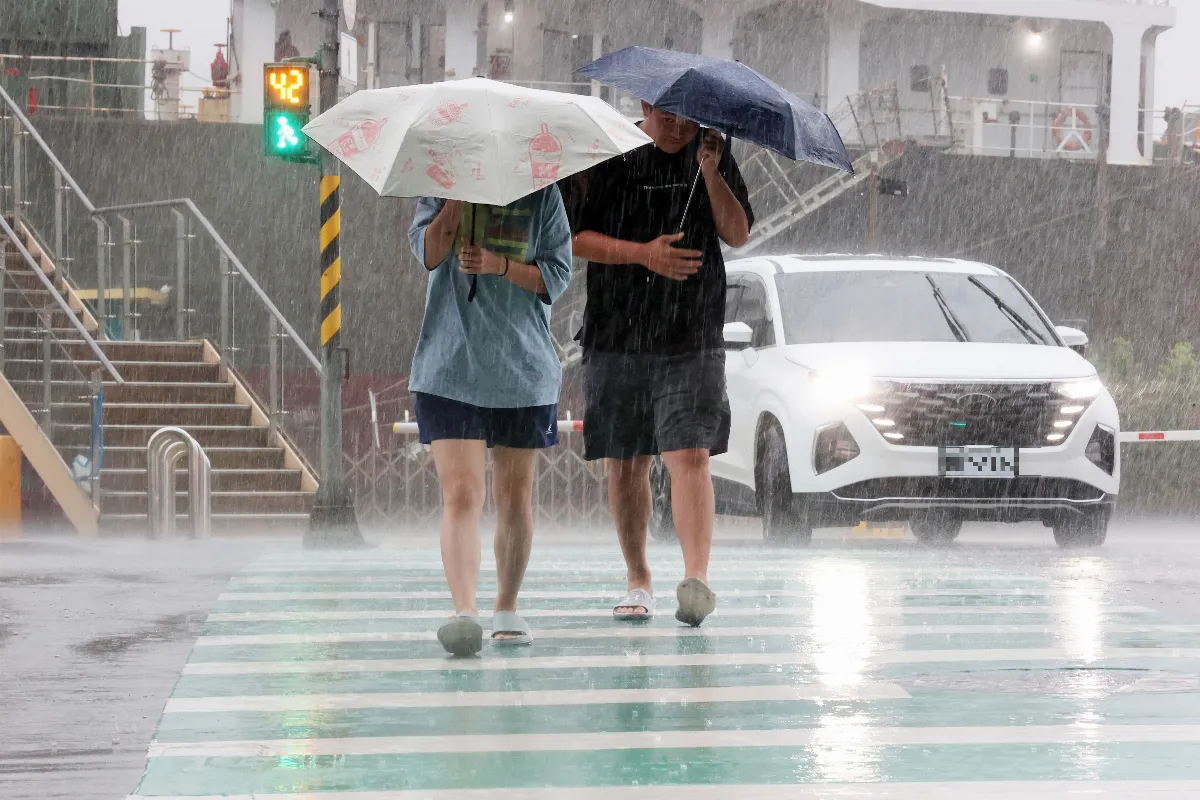 5縣市大雨特報 山區請慎防坍方及落石