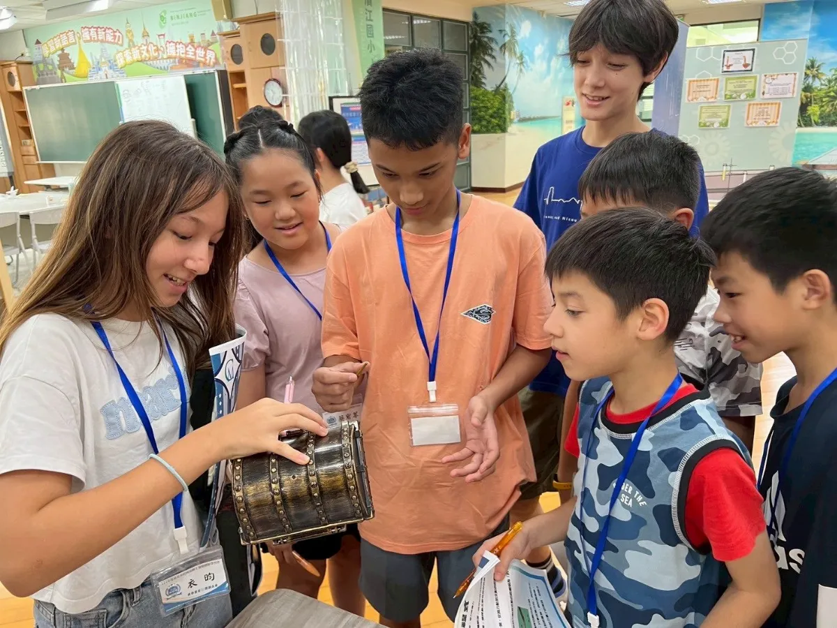  北市跨國銜轉生夏令營 遊戲、實作方式學科學