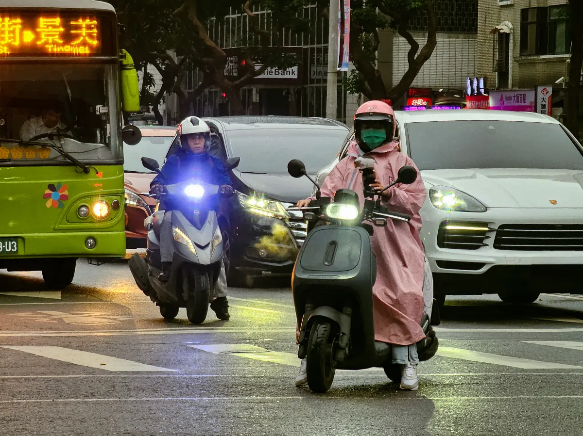 屋漏偏逢連夜雨  未來10天2個颱風生成機率高