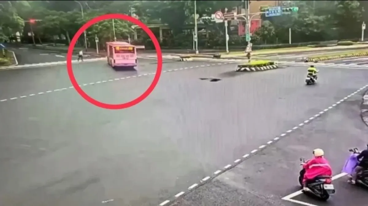 公車撞死乳癌名醫 北市罰業者9萬吊銷駕照