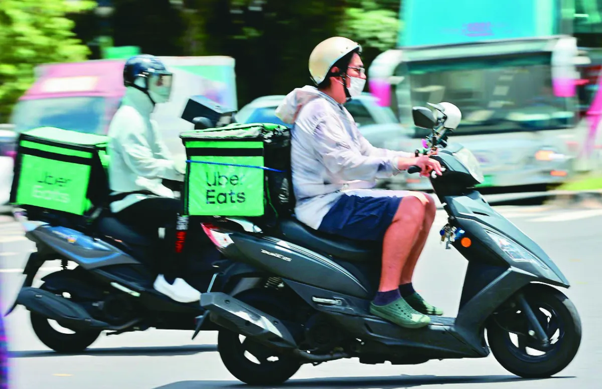 Uber Eats片面降薪 外送員擬抵制
