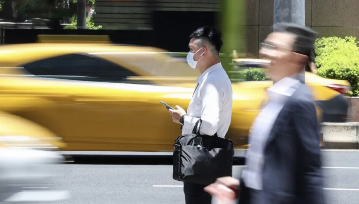 畢業季效應6月失業率升至3.36% 仍寫25年同月最低