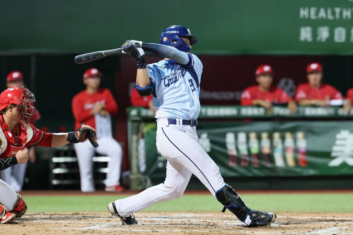 中職／並列龍頭！ 悍將追上龍隊