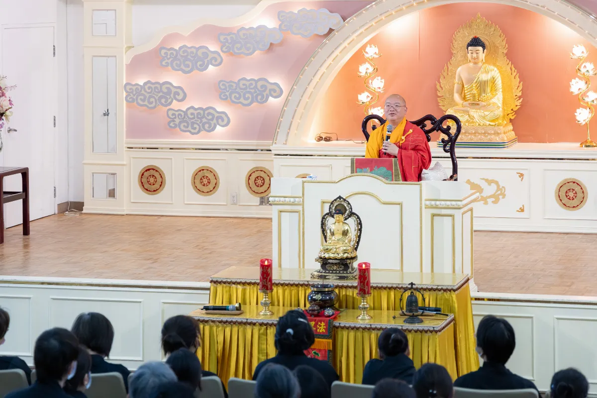 Hsi Lai Temple Hosts Five Precepts and Bodhisattva Precepts Retreat, Guiding Devotees to Open the Door towards Cultivation