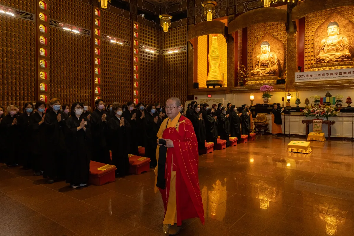 Hsi Lai Temple Hosts Five Precepts and Bodhisattva Precepts Retreat, Guiding Devotees to Open the Door towards Cultivation
