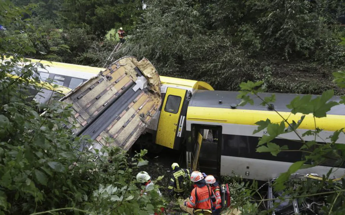 德國嚴重交通意外  火車出軌釀3死多重傷！