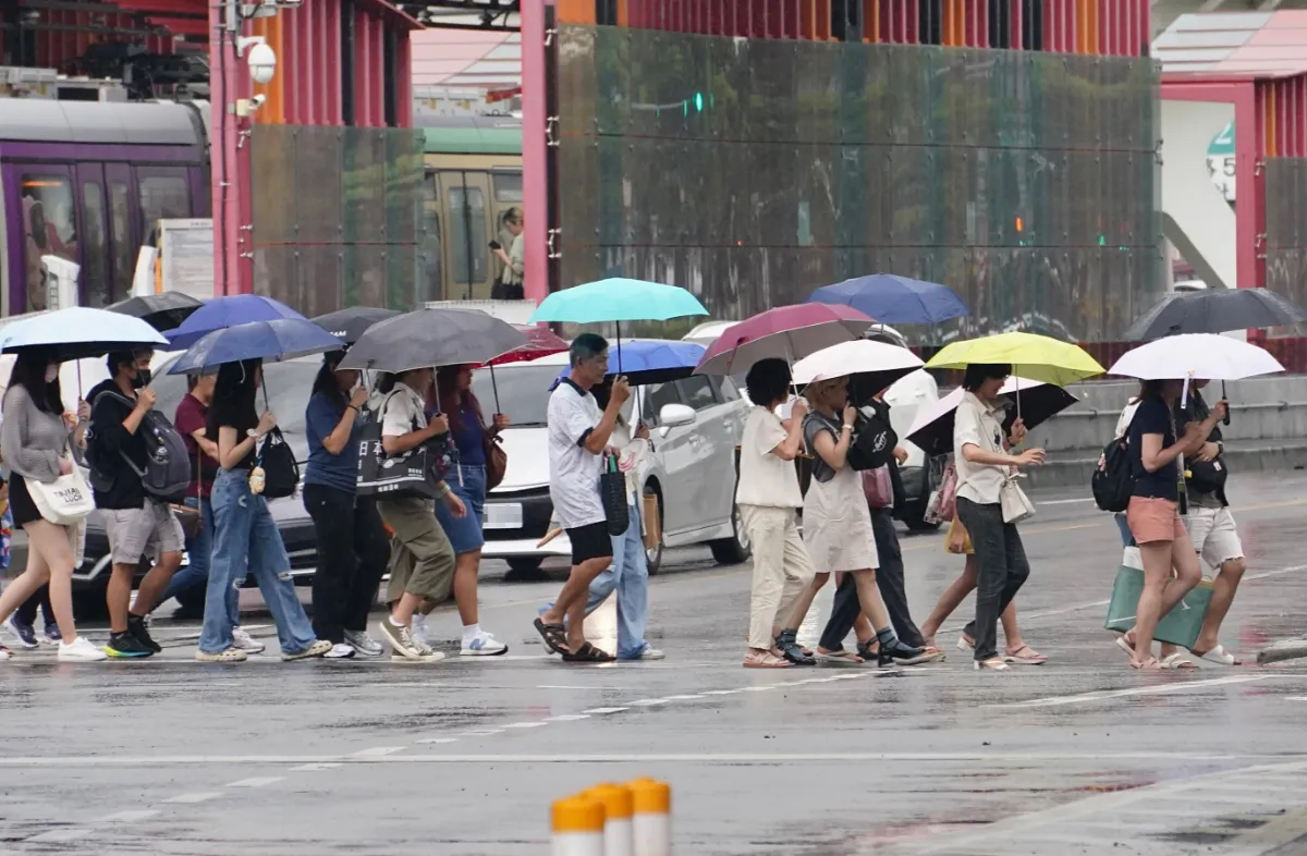 西南氣流+颱風夾擊 今明中南部防局部豪雨、未來一周仍有豪雨風險