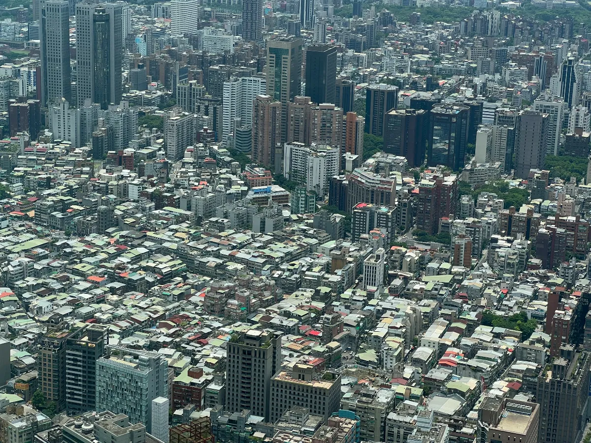 北市首創綠容率入法 抗都市熱島今起生效
