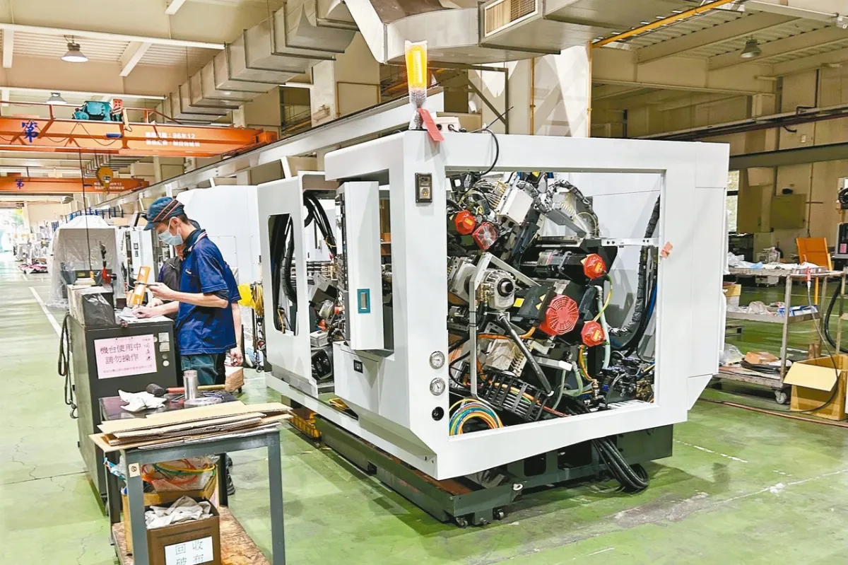6月製造業景氣續亮藍燈 傳產疲弱壓抑復甦力道