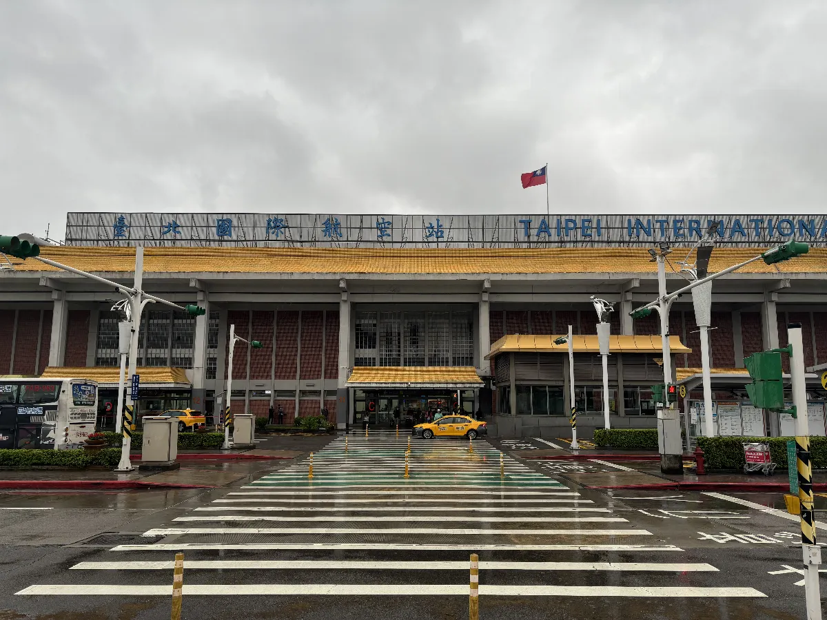 午後雷雨影響 松山機場暫停地面作業