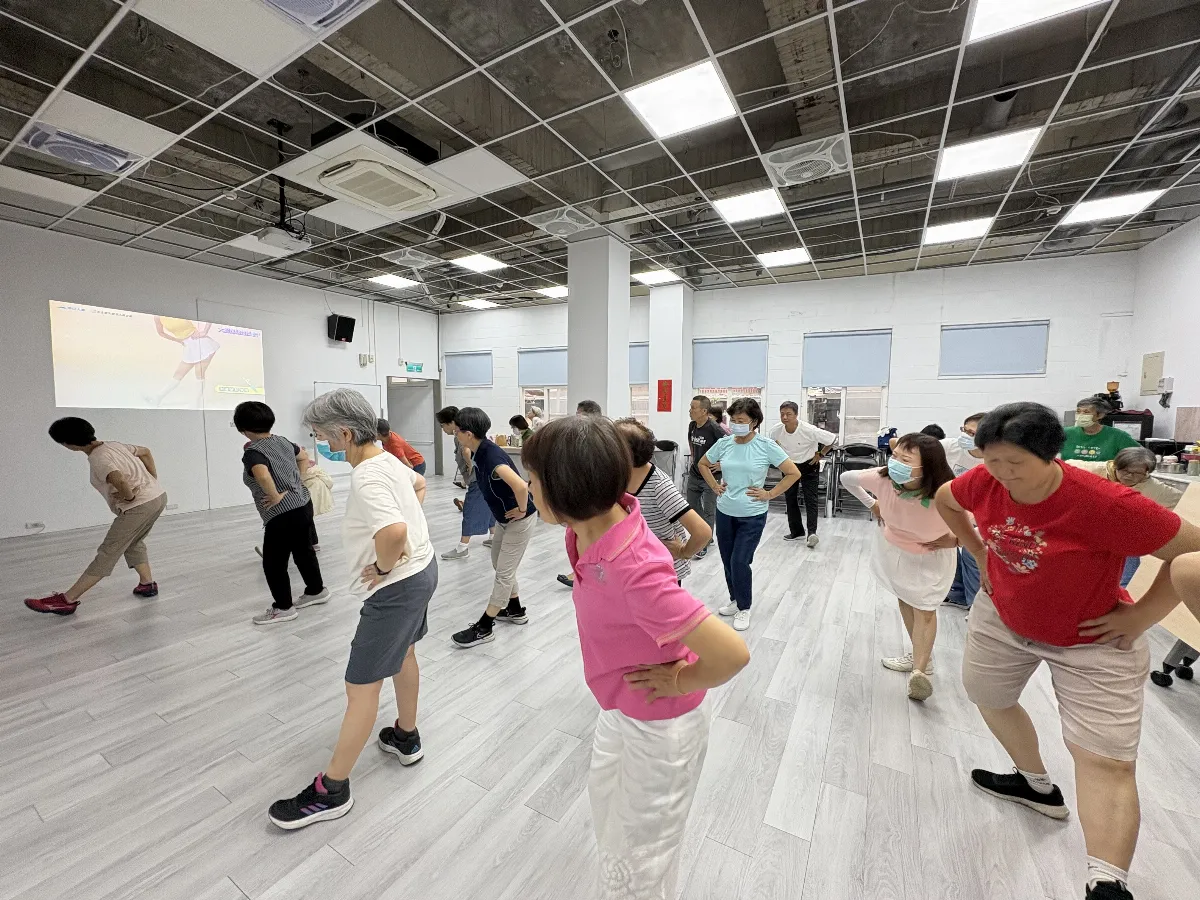 6大行動防失智 啦啦隊女神推大腦保健操