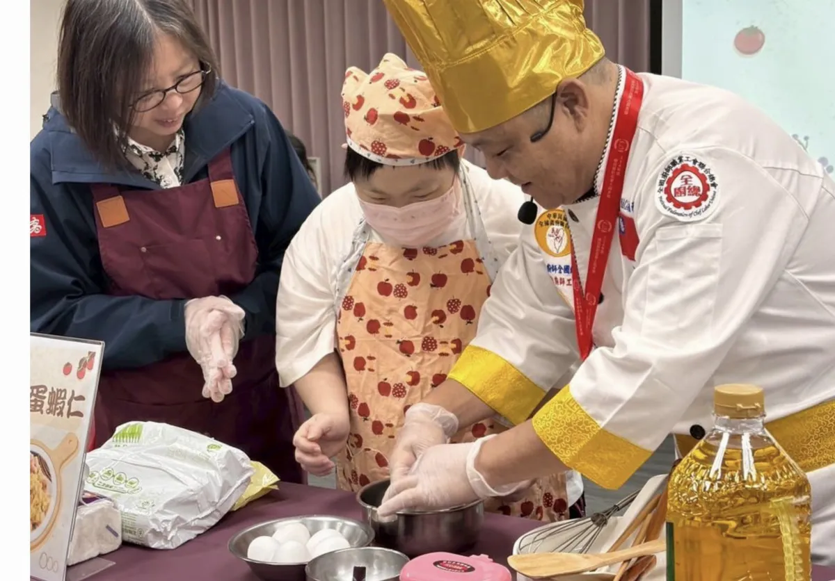 為憨兒料理三餐 大廚黃勝賓廚藝加料愛心