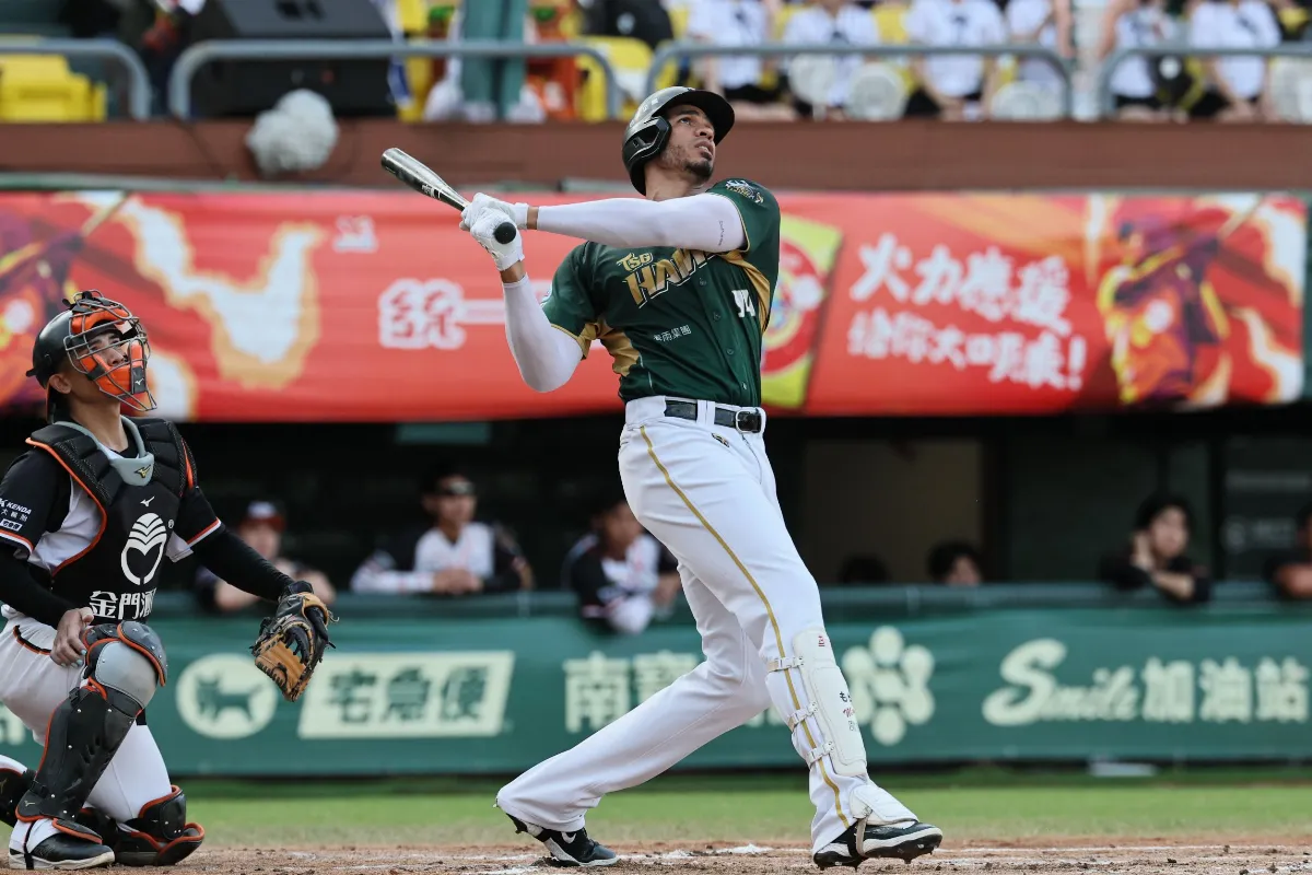 中職／壽星魔鷹雙響砲 後勁平「嘟嘟障礙」、布雷克仍無緣50勝